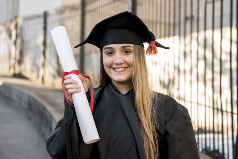 Cómo preparar y aprobar los exámenes de certificación de Cambridge: Guías y consejos